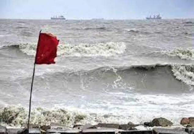 সাগরে লঘুচাপের সম্ভাবনা, বাড়তে পারে বৃষ্টি