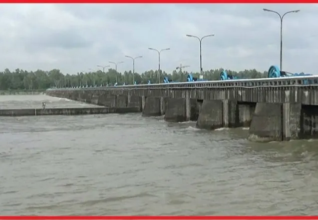 ভারত গজলডোবা বাঁধের সবকটি গেট খুলে দিয়েছে, বন্যা পরিস্থিতির আরও অবনতি