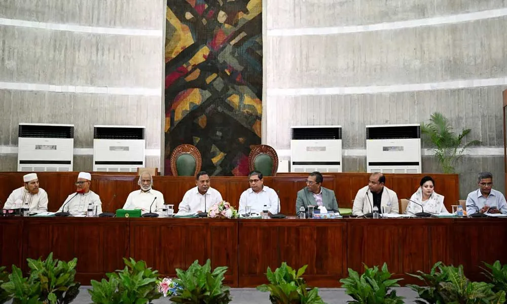 গ্রামীণ সড়ক নির্মাণে অনিয়ম ঠেকাতে ৩ বছরের ওয়ারেন্টির সুপারিশ