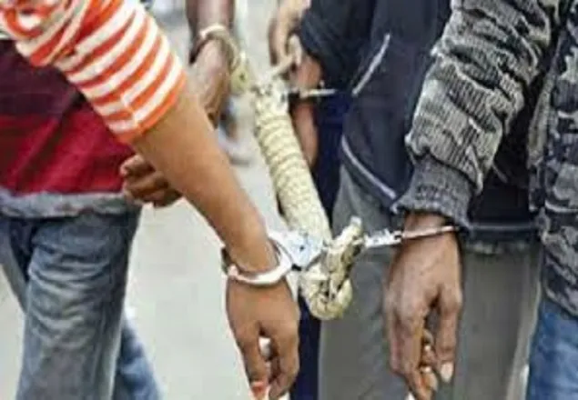 রাজধানীতে মাদকবিরোধী অভিযানে আটক ৪৩
