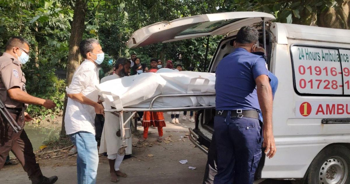 ভাড়া বাসায় মায়ের পচনধরা মরদেহ