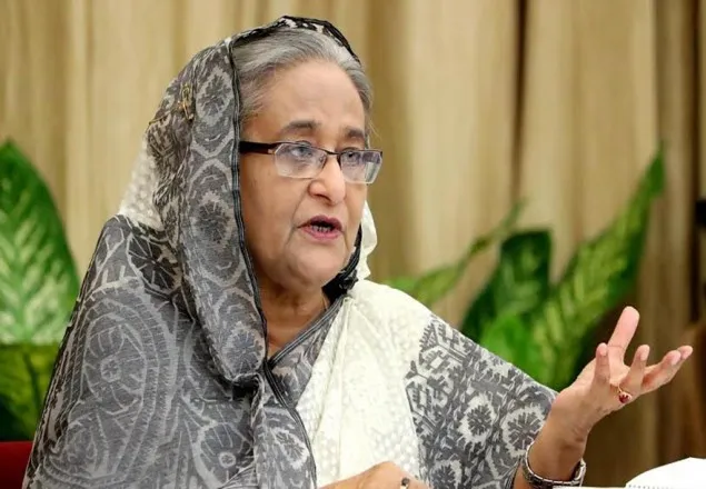 কিছু মানুষ হাতুড়ি-শাবল দিয়ে ঘর ভেঙে মিডিয়ায় ছবি দিয়েছে: প্রধানমন্ত্রী