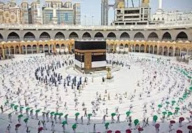 প্রতিদিন ওমরা করতে পারবেন ৭০ হাজার