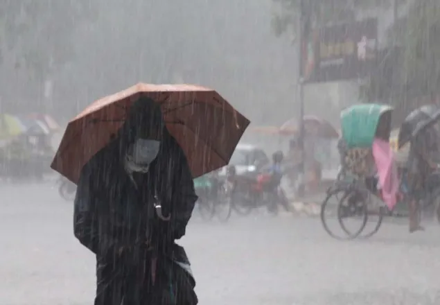 হালকা থেকে মাঝারী ধরনের বজ্রবৃষ্টির পূর্বাভাস