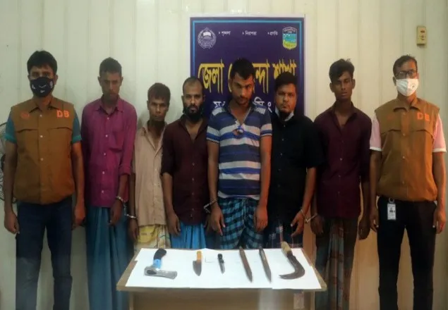 ময়মনসিংহে ৬ ‘ডাকাত’ গ্রেফতার