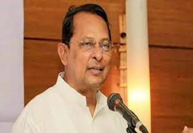 সরকার-প্রশাসনের চার দিকে দুর্নীতির চোরাবালি : ইনু