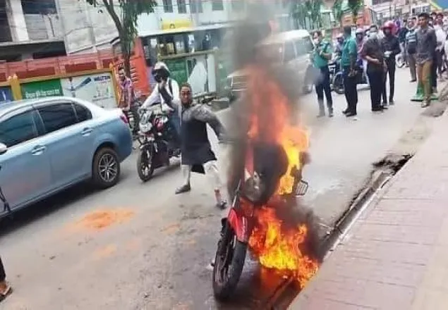 আল্লাহই দেখবেন...