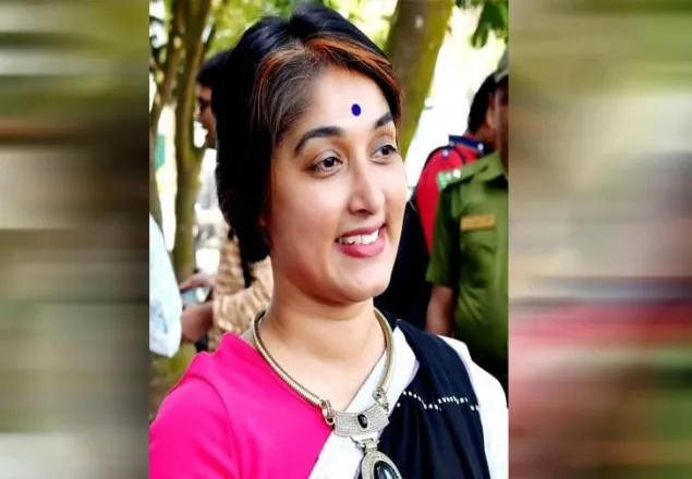 ১৪ শিক্ষার্থীর চুল কেটে দেওয়া সেই শিক্ষিকার পদত্যাগ