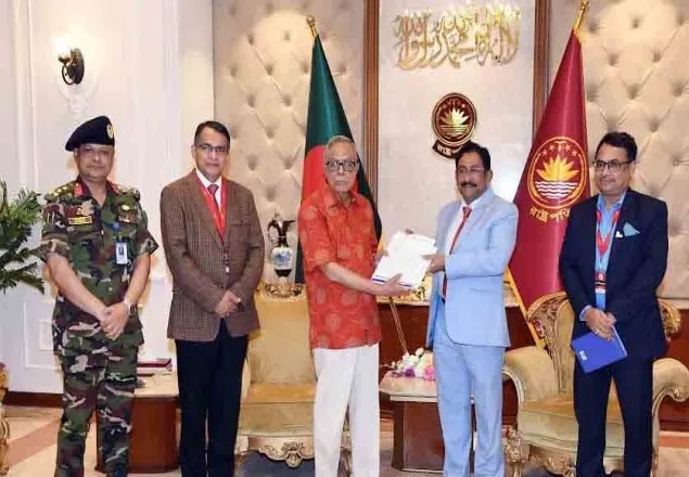 বঙ্গবন্ধু মেডিকেলকে আন্তর্জাতিক মান অর্জন করতে হবে: রাষ্ট্রপতি