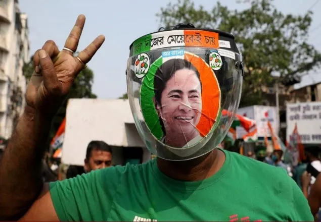 একাদশ রাউন্ড শেষে মমতা ৩৩ হাজার ৯২২ ভোটে এগিয়ে