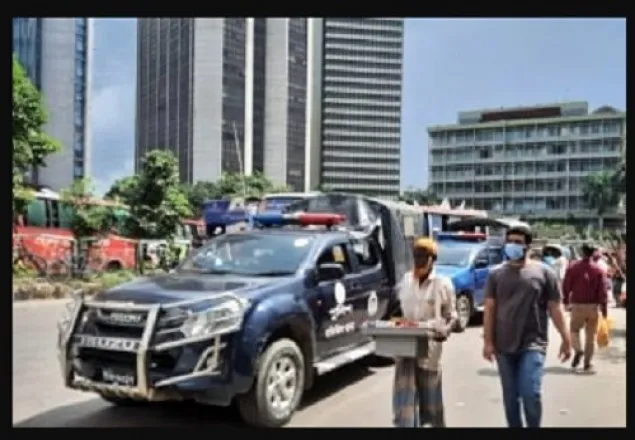 রাজধানীতে রুট পারমিট না থাকায় ১১ পরিবহনকে জরিমানা