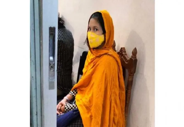 প্রেমের টানে বাংলাদেশে আসা কিশোরীকে ভারতে ফেরত