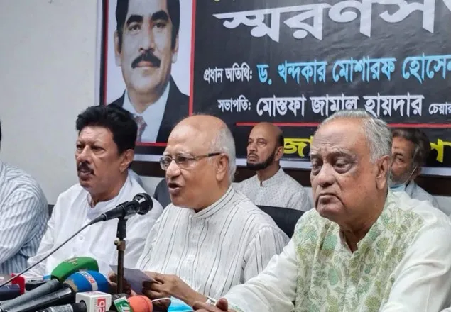 এই সরকারকে হটানো ছাড়া বিকল্প কোনো পথ নেই: খন্দকার মোশাররফ