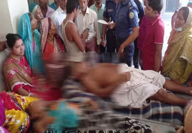 দশমিনায় পূজা দিতে গিয়ে বিদ্যুৎস্পৃষ্টে স্বামী-স্ত্রীর মৃত্যু