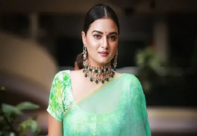 কন্যার মা হলেন অভিনেত্রী নাজিরা মৌ