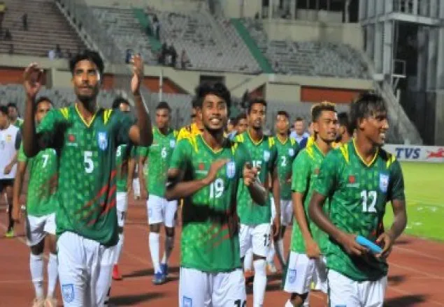 সাফের ফাইনালে ওঠার লক্ষ্যে মাঠে নেমেছে বাংলাদেশ