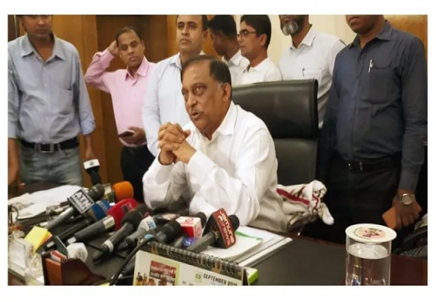 কুমিল্লার ঘটনায় ‘নির্ভুল তদন্ত’ চলছে: স্বরাষ্ট্রমন্ত্রী