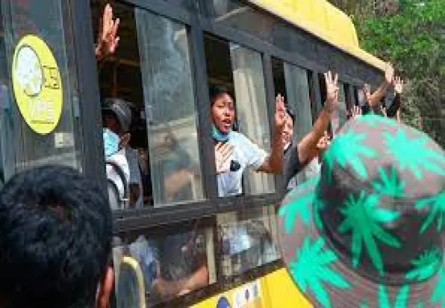 সাড়ে পাঁচ হাজার বন্দিকে মুক্তি দিচ্ছে মিয়ানমার 