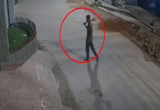 কুমিল্লার পূজামণ্ডপে কোরআন রাখা ব্যক্তি চিহ্নিত : পুলিশ
