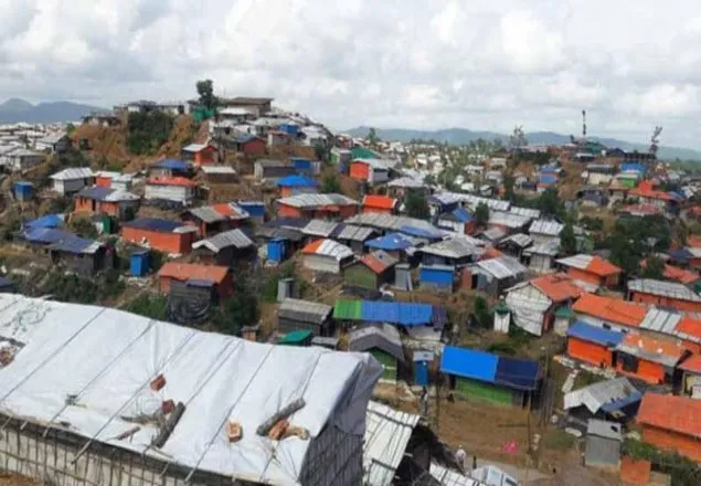 উখিয়ায় রোহিঙ্গা ক্যাম্পে দুই গ্রুপের সংঘর্ষে নিহত ৪