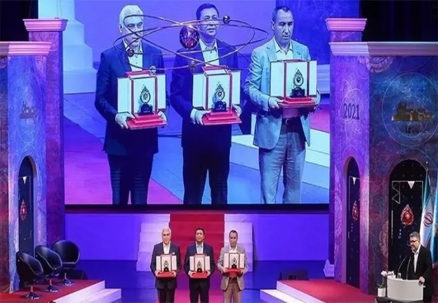বাংলাদেশিসহ ৫ মুসলিম বিজ্ঞানীকে পুরস্কৃত করল ইরান
