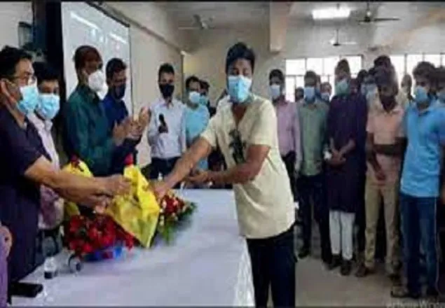 দেড় বছর পর হলে ফিরলেন শাবিপ্রবি শিক্ষার্থীরা