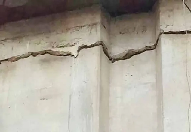 নির্মাণে ত্রুটি থাকায় ফ্লাইওভারে ফাটল: চসিক মেয়র