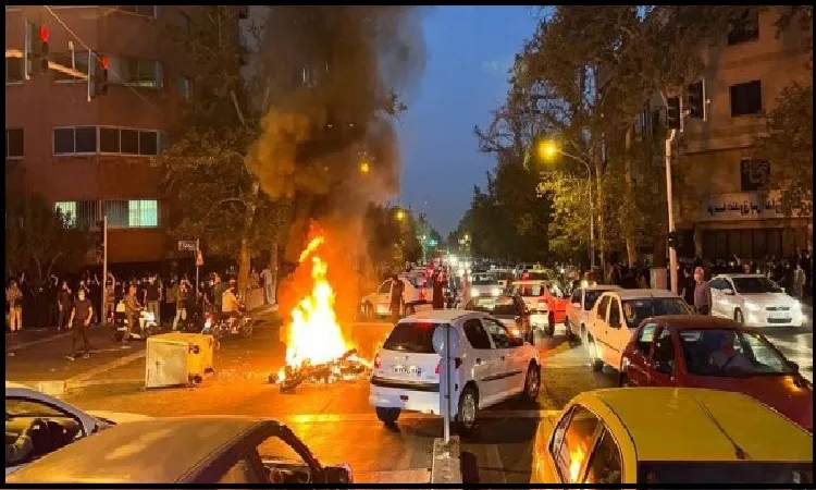 উত্তাল পরিস্থিতি : পাকিস্তান-ইরান সীমান্ত বন্ধ