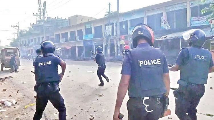 BNP's protest movement against 'police attack' today: 2 killed, 100 injured