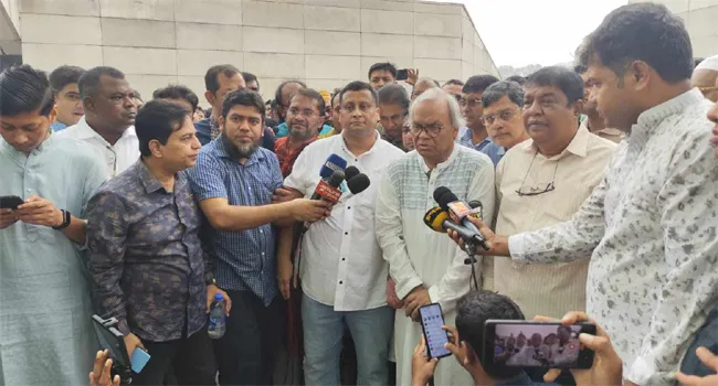 শেখ হাসিনাকে আশ্রয় দেয়া মানে অপরাধকে প্রশ্রয় দেয়া : ভারতকে রিজভী