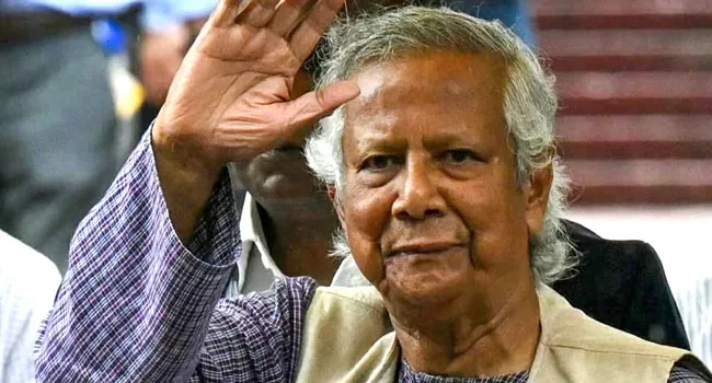 ডি-৮ শীর্ষ সম্মেলন শেষে দেশে ফিরেছেন প্রধান উপদেষ্টা