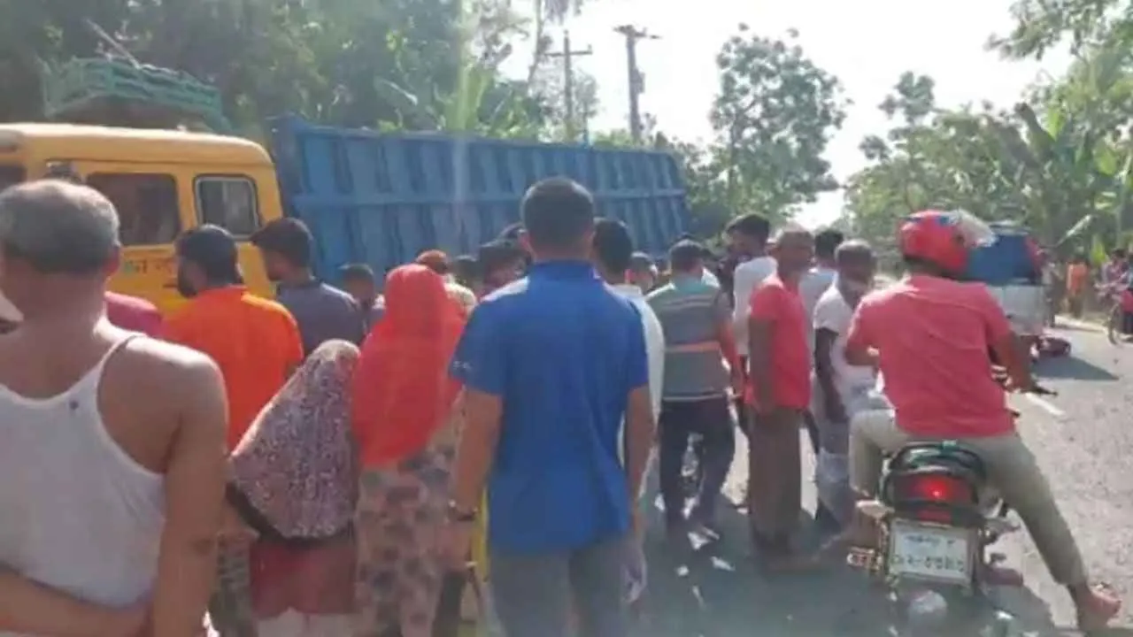 পঞ্চগড়ে ট্রাক-মাহেন্দ্র মুখোমুখি সংঘর্ষে নিহত ২