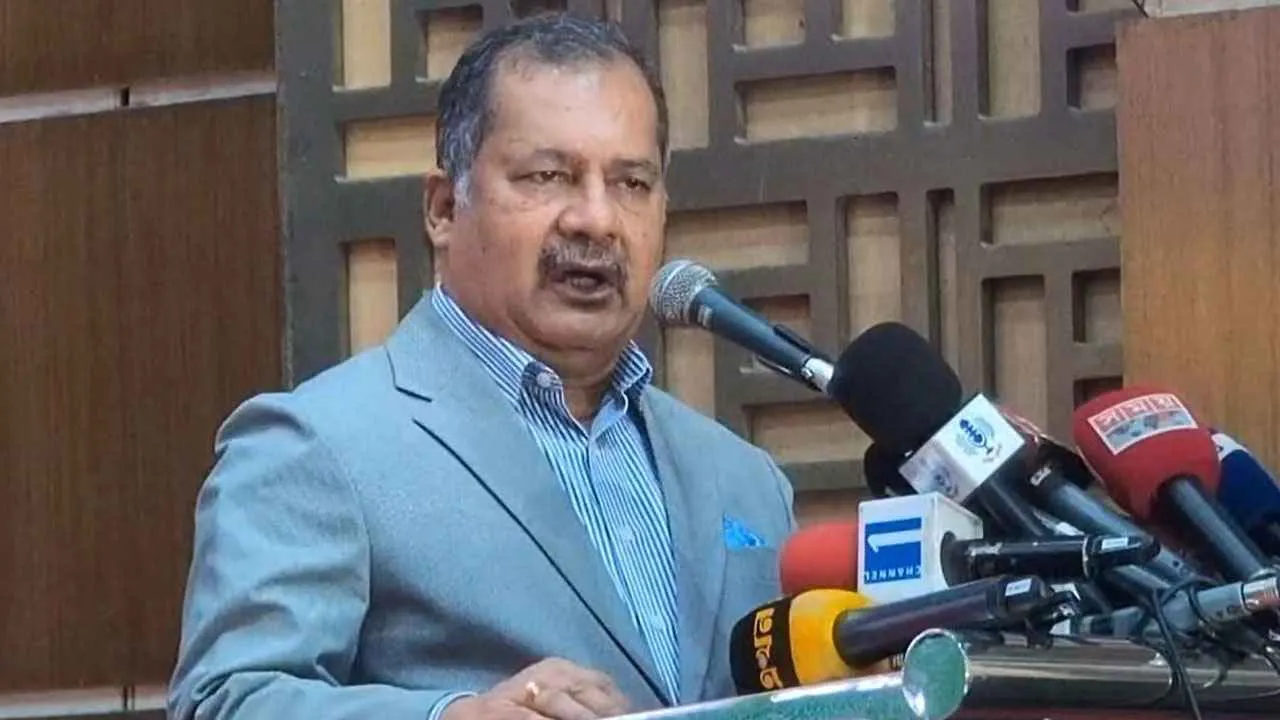 সীমান্ত পাহারার চেয়েও সাইবার নিরাপত্তা গুরুত্বপূর্ণ: মন্ত্রী