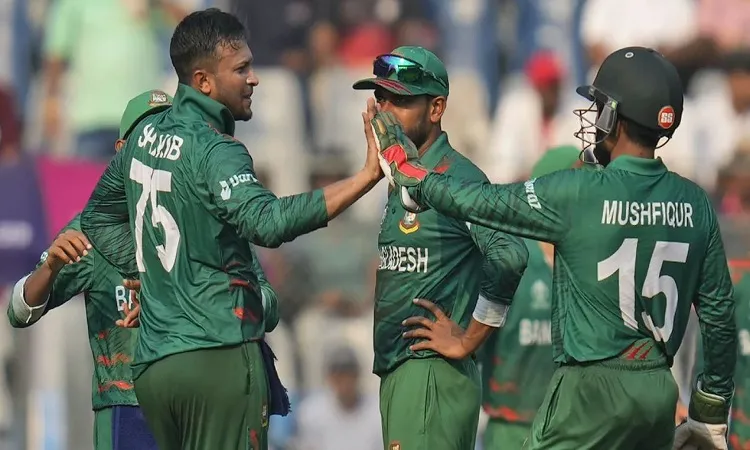 বাংলাদেশকে ২৩০ রানের লক্ষ্য দিলো ডাচরা