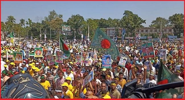 আটক-অভিযানের মুখেও খুলনায় নেতাকর্মীর ঢল