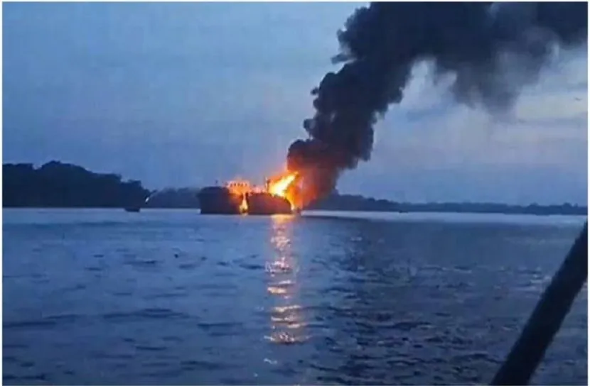 সুগন্ধায় জাহাজে বিস্ফোরণে নিহত ৪, অগ্নিদগ্ধ বেড়ে ১৯