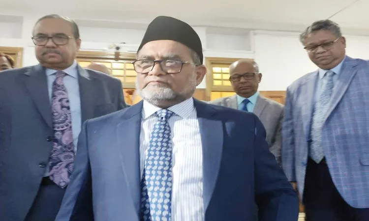 মার্কিন ভিসা নীতিতে আমরা বিচলিত নই: বিদায়ী প্রধান বিচারপতি