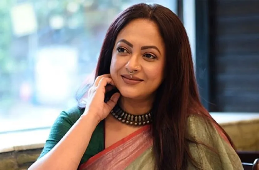 চারদিকে নেগেটিভিটি ছড়িয়ে পড়েছে : শ্রীলেখা মিত্র