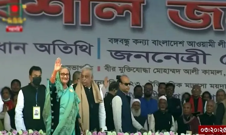 রাজশাহীর জনসভা মঞ্চে প্রধানমন্ত্রী