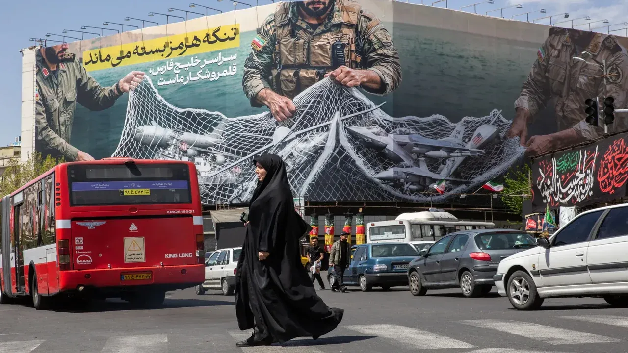 হামলা ও নিষেধাজ্ঞা বন্ধের শর্তসহ ইরানের ১০ দফা প্রস্তাব