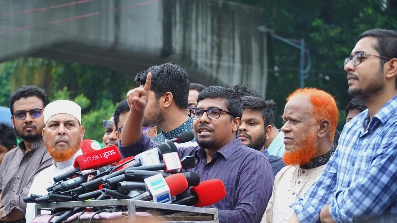 ছাত্রদলের ‘আদুভাই’ দিয়ে ক্যাম্পাসে হামলা চালানো হয়েছে: শিবির সভাপতি