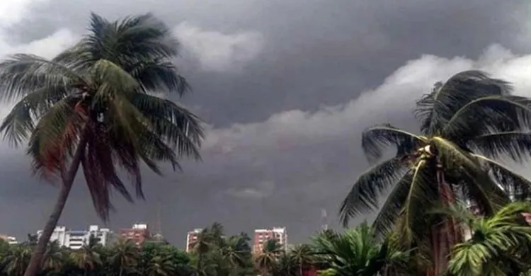 ঢাকায় মৃদু তাপপ্রবাহ, কোথাও কোথাও শিলাবৃষ্টির আভাস