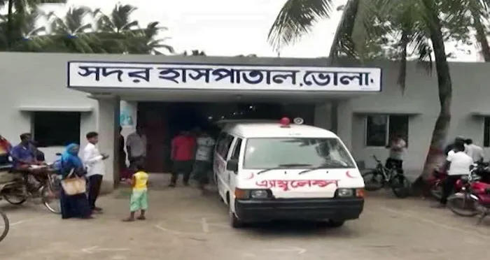 ভোলায় বাস-অটোরিকশা সংঘর্ষে নিহত ৪