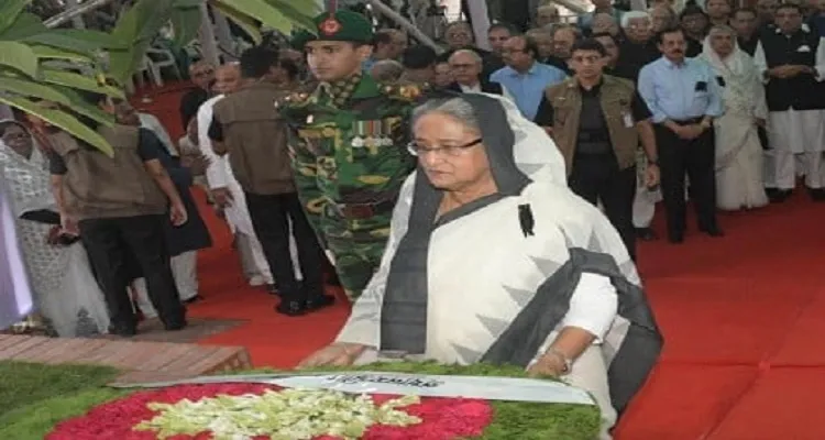 PM pays homage to Aug 21 grenade attack victims