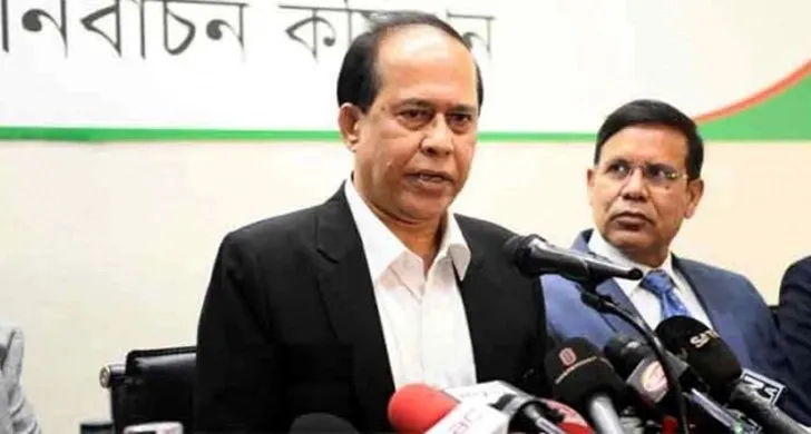 ইভিএম নিয়ে চটজলদি কোনো সিদ্ধান্ত নেইনি : সিইসি