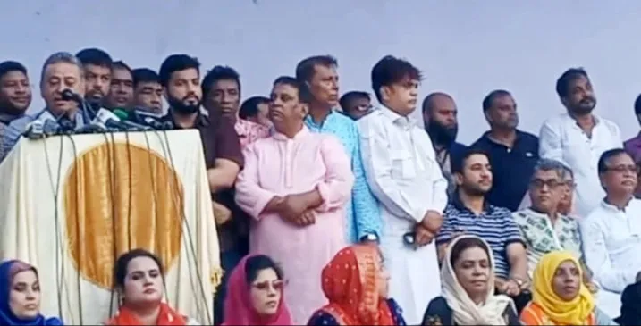 রাস্তায় নেমে গেছি, ফয়সালা হবে রাজপথে : আমীর খসরু