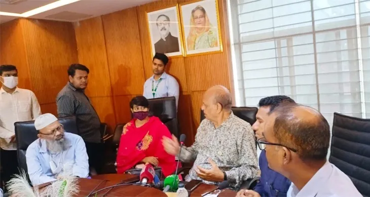 আবু হেনা রনির জন্য দোয়া চাইলেন স্ত্রী রুমানা