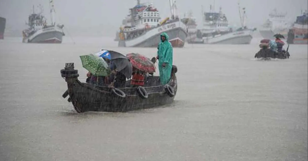 ২০ জেলার নদীবন্দরে সতর্ক সংকেত