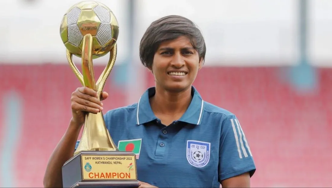 এই ট্রফি ১৮ কোটি মানুষের : সাবিনা
