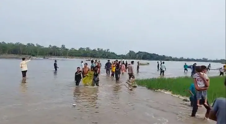 পঞ্চগড়ে নৌকা ডুবে ২৩ জনের মৃত্যু